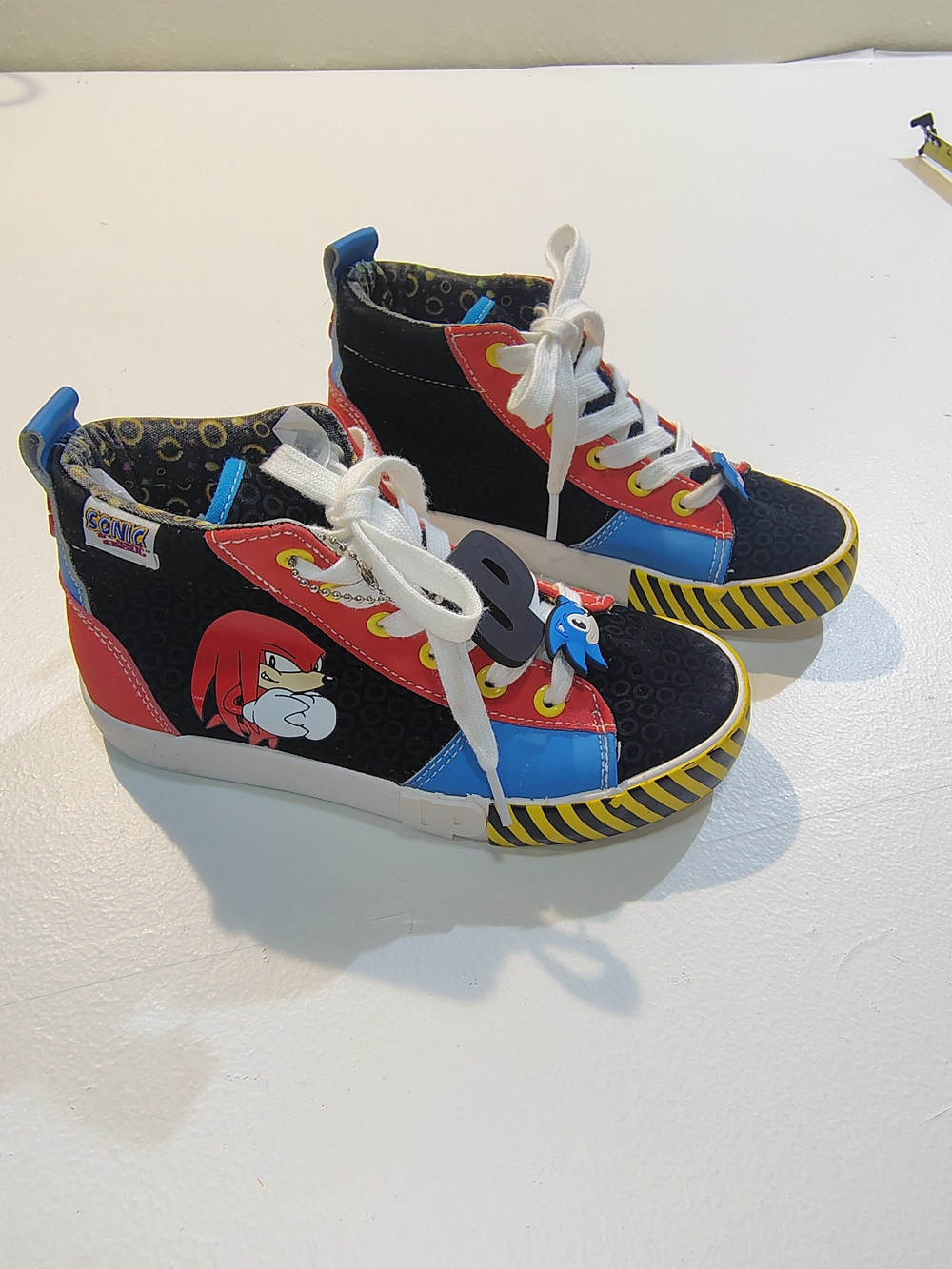 Ground Up Sega Sonic the Hedgehog High Top Kids Shoes Size 3